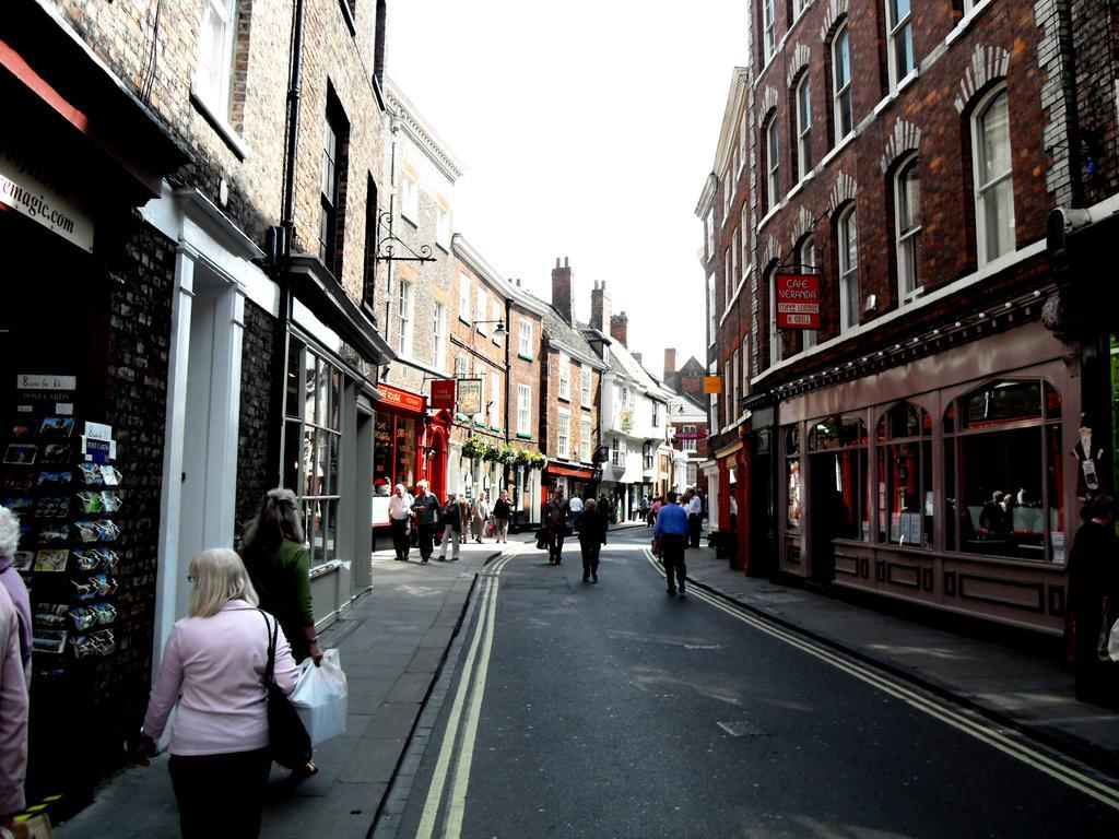 Appartamento 11 Talbot Court York Esterno foto