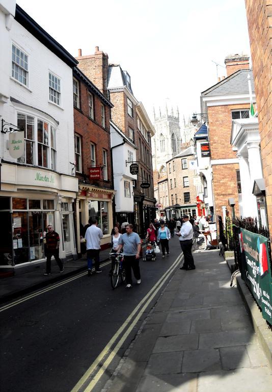 Appartamento 11 Talbot Court York Esterno foto