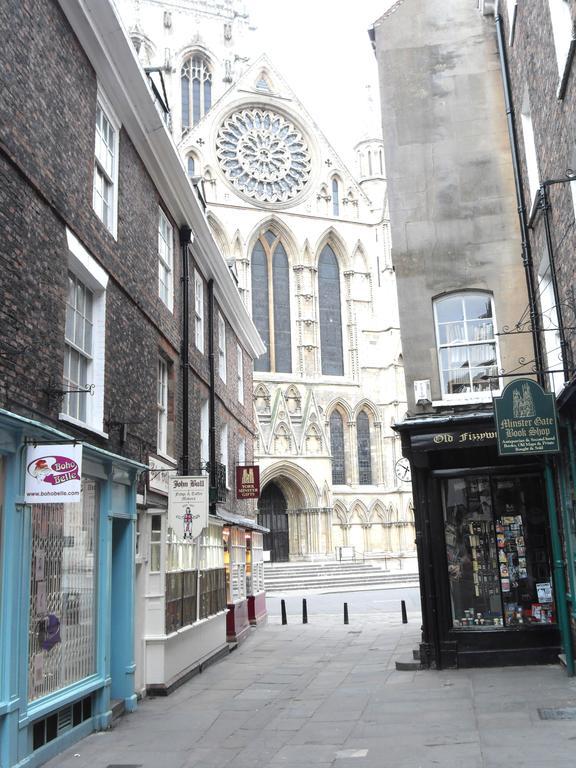 Appartamento 11 Talbot Court York Esterno foto